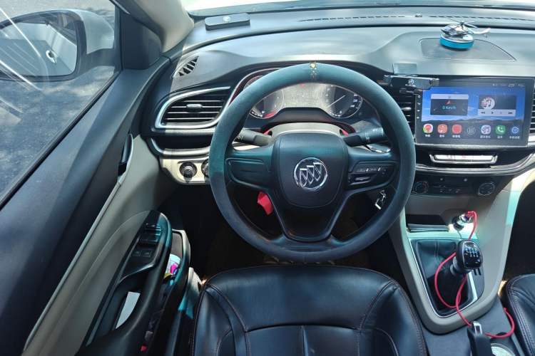 Used Buick GT 2018 15T Manual Entry-Level Version China V Standard Steering Wheel