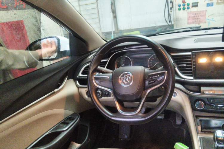 Used Buick GT 2018 15T Manual Entry-Level Version China V Standard Steering Wheel