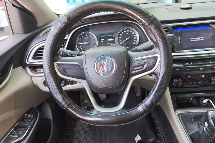 Used Buick GT 2018 15T Manual Elite Version China V Standard Steering Wheel