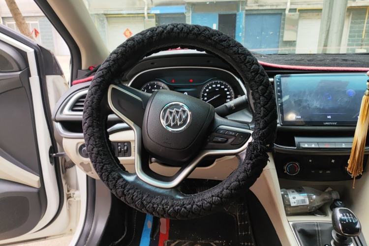 Used Buick GT 2018 15T Manual Elite Version China V Standard Steering Wheel