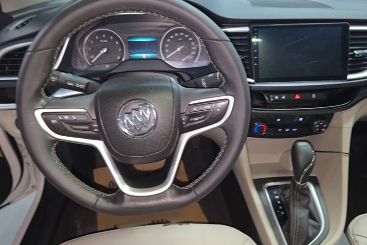 Used Buick GT 2018 15T Dual-Clutch Elite Model China V Standard Steering Wheel