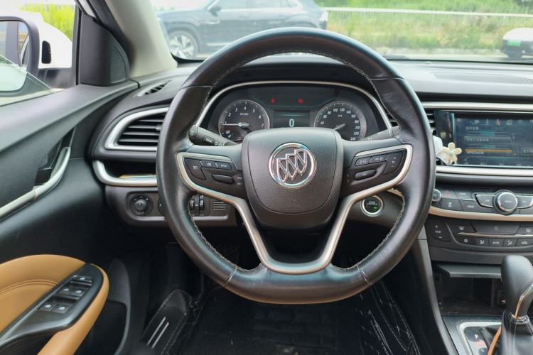 Used Buick GT 2018 18T Automatic Flagship Model Steering Wheel