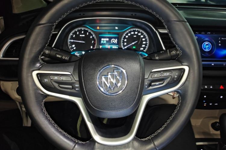 Used Buick GT 2018 15T Dual-Clutch Elite Model China V Standard Steering Wheel