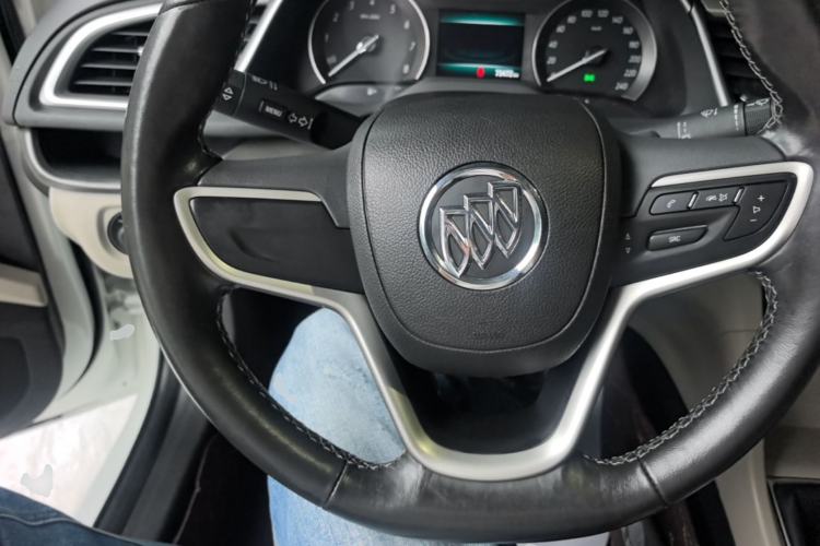 Used Buick GT 2018 15T Manual Elite Version China V Standard Steering Wheel