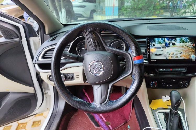 Used Buick GT 2018 15T Dual-Clutch Advanced Model China V Standard Steering Wheel