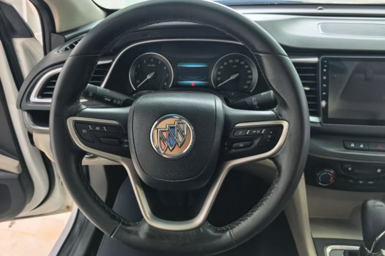 Used Buick GT 2018 15T Dual-Clutch Elite Model China V Standard Steering Wheel
