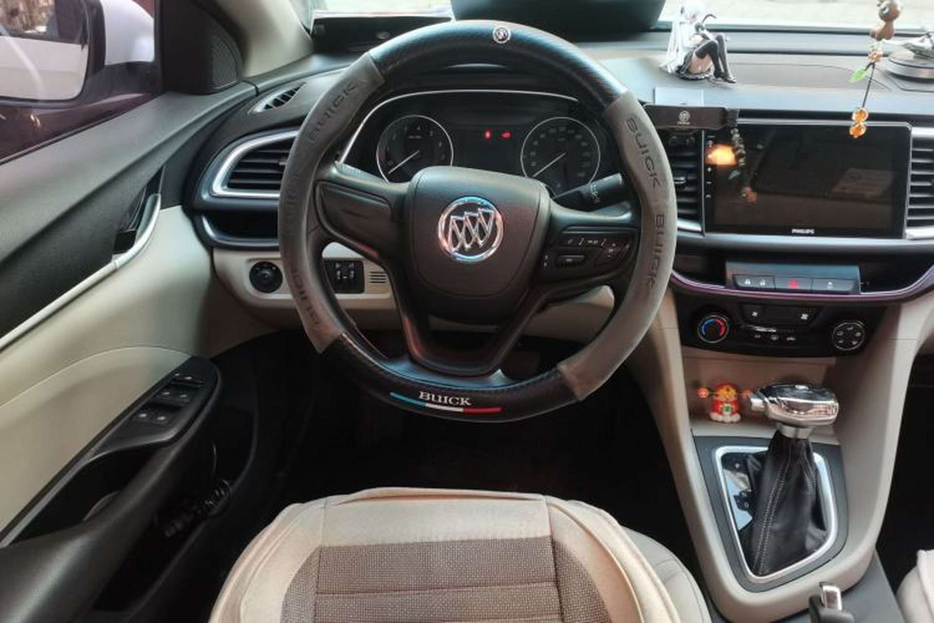 Used Buick GT 2018 15T Dual-Clutch Advanced Model China V Standard Steering Wheel