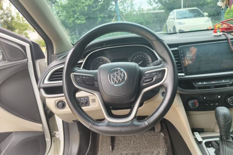 Used Buick GT 2018 15T Dual-Clutch Elite Model China V Standard Steering Wheel