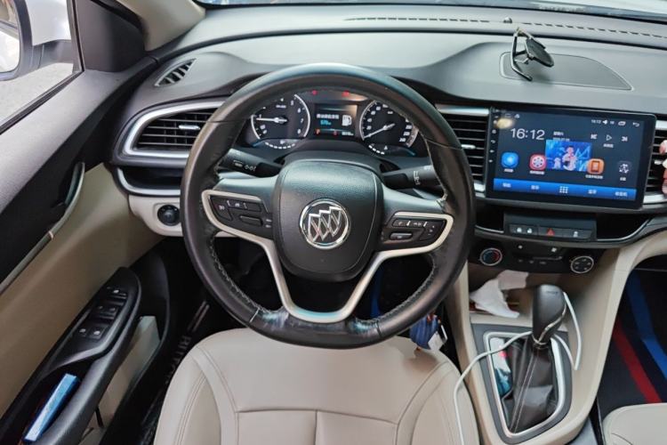 Used Buick GT 2018 15T Dual-Clutch Elite Model China V Standard Steering Wheel
