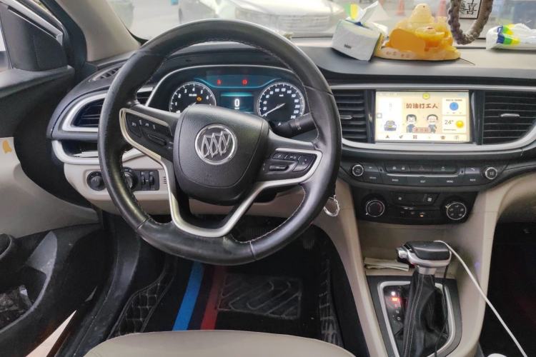Used Buick GT 2018 15T Dual-Clutch Elite Model China V Standard Steering Wheel