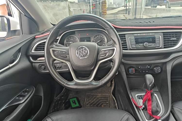 Used Buick GT 2018 18T Automatic Elite Model Steering Wheel