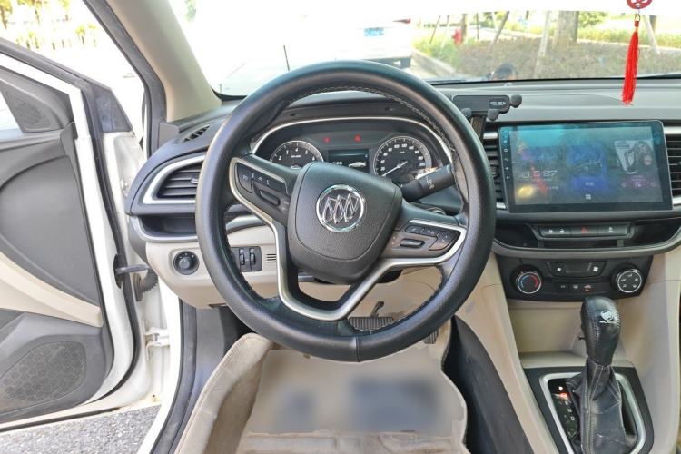 Used Buick GT 2018 15T Dual-Clutch Elite Model China V Standard Steering Wheel
