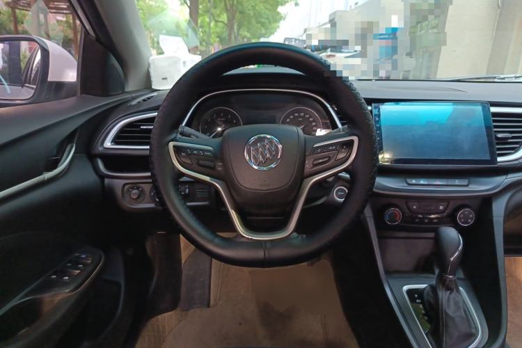 Used Buick GT 2018 18T Automatic Elite Model Steering Wheel