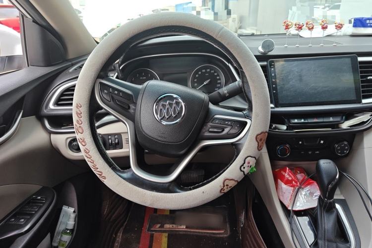 Used Buick GT 2018 15T Dual-Clutch Elite Model China V Standard Steering Wheel