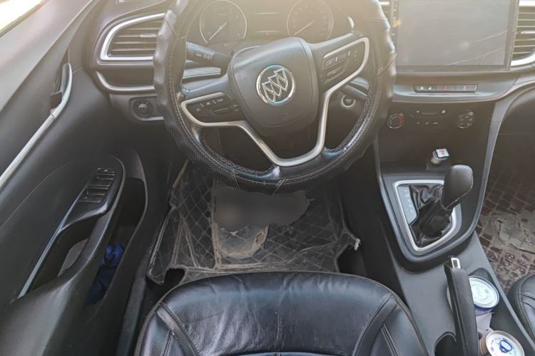 Used Buick GT 2018 18T Automatic Elite Model Steering Wheel