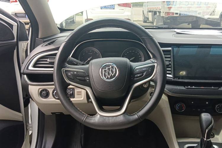 Used Buick GT 2018 15T Dual-Clutch Elite Model China V Standard Steering Wheel