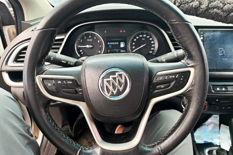 Used Buick GT 2018 18T Automatic Elite Model Steering Wheel