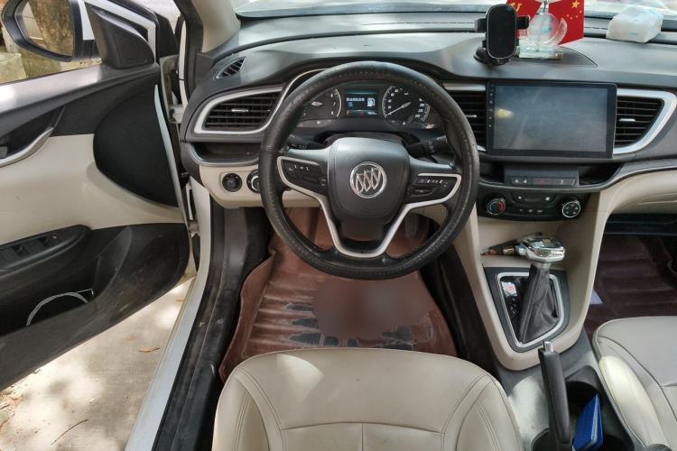 Used Buick GT 2018 15T Dual-Clutch Elite Model China V Standard Steering Wheel