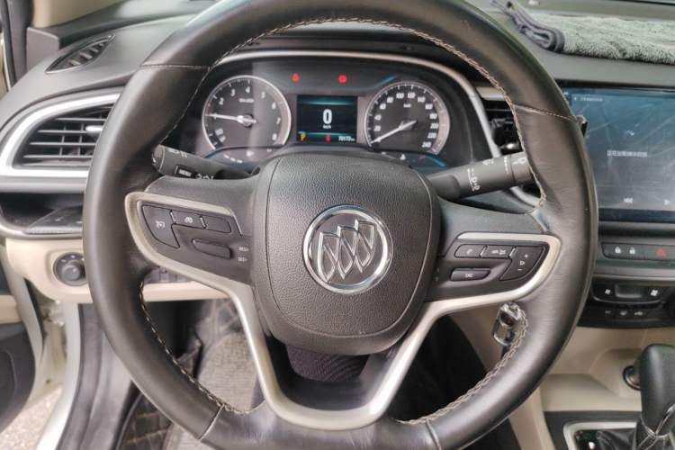 Used Buick GT 2018 15T Dual-Clutch Elite Model China V Standard Steering Wheel