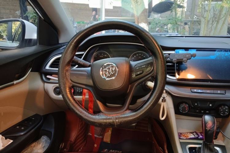 Used Buick GT 2018 15T Dual-Clutch Advanced Model China V Standard Steering Wheel