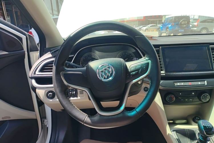 Used Buick GT 2018 15T Manual Elite Version China V Standard Steering Wheel