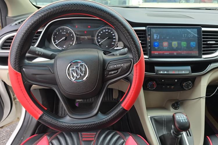 Used Buick GT 2018 15T Manual Entry-Level Version China V Standard Steering Wheel