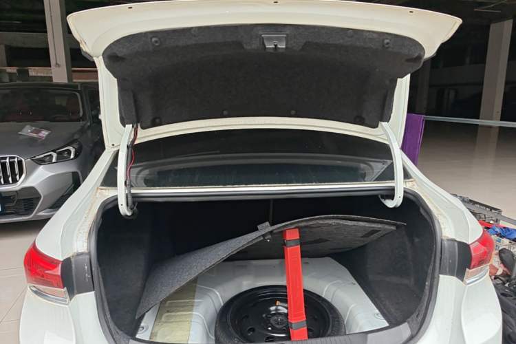 Used Buick GT 2018 15T Dual-Clutch Elite Model China V Standard Trunk