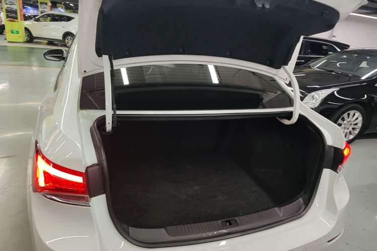 Used Buick GT 2018 18T Automatic Elite Model Trunk