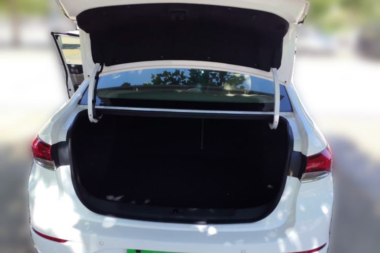 Used Buick GT 2018 15T Manual Elite Version China V Standard Trunk