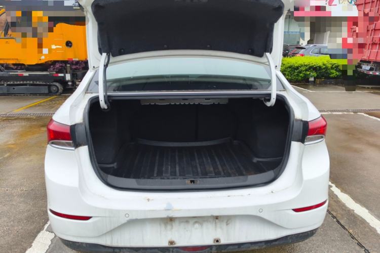 Used Buick GT 2018 15T Dual-Clutch Elite Model China V Standard Trunk