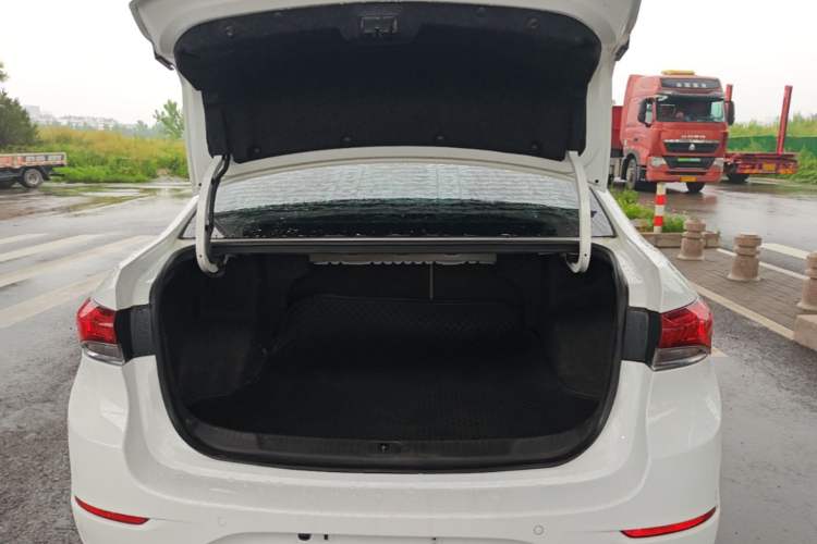 Used Buick GT 2018 15T Dual-Clutch Elite Model China V Standard Trunk
