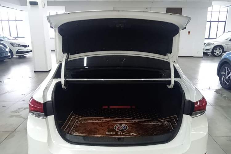 Used Buick GT 2018 18T Automatic Elite Model Trunk