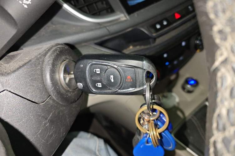 Used Buick GT 2018 15T Manual Elite Version China V Standard Vehicle Key