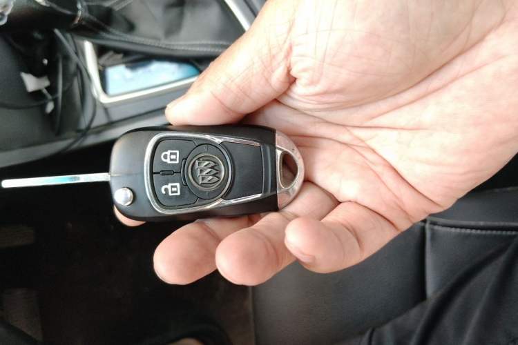 Used Buick GT 2018 18T Automatic Elite Model Vehicle Key