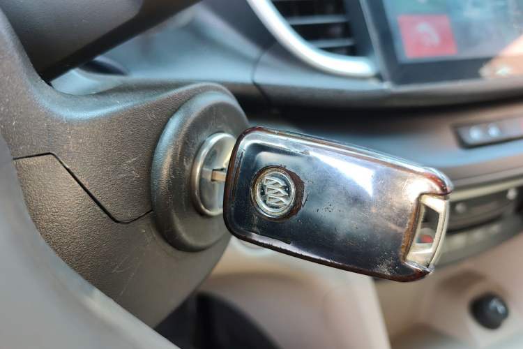 Used Buick GT 2018 15T Manual Entry-Level Version China V Standard Vehicle Key