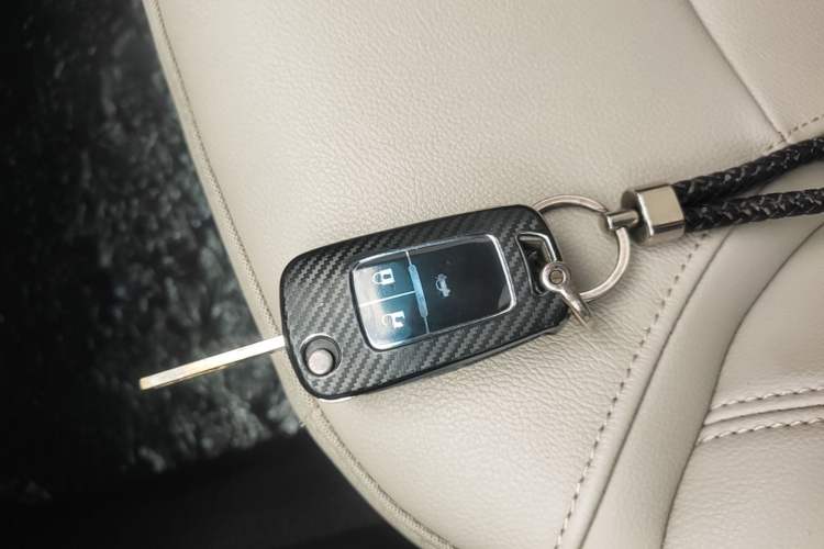 Used Buick GT 2018 15T Manual Elite Version China V Standard Vehicle Key