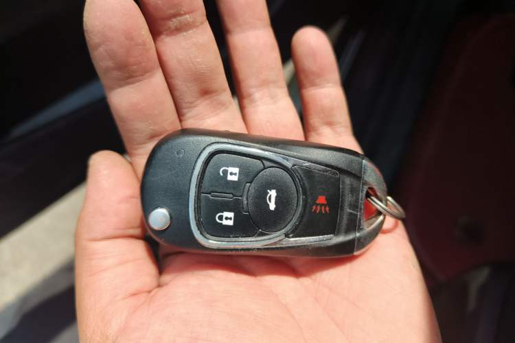 Used Buick GT 2018 18T Automatic Elite Model Vehicle Key