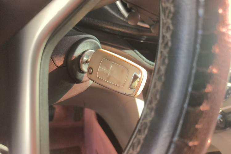 Used Buick GT 2018 15T Manual Elite Version China V Standard Vehicle Key