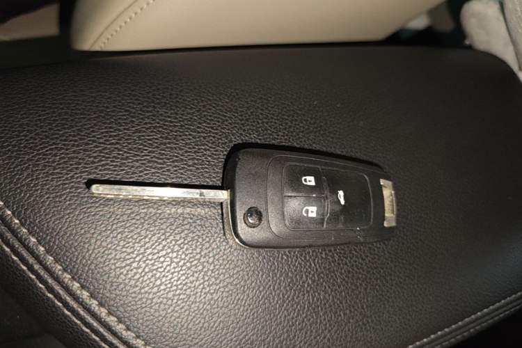 Used Buick GT 2018 15T Dual-Clutch Elite Model China V Standard Vehicle Key