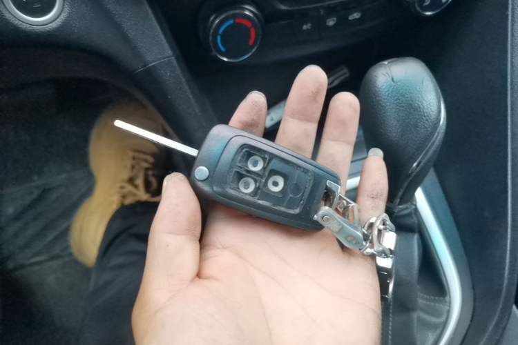 Used Buick GT 2018 18T Automatic Elite Model Vehicle Key
