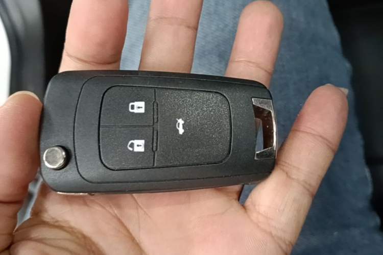 Used Buick GT 2018 18T Automatic Elite Model Vehicle Key