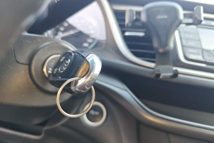 Used Buick GT 2018 18T Automatic Elite Model Vehicle Key