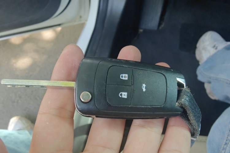 Used Buick GT 2018 15T Manual Entry-Level Version China V Standard Vehicle Key
