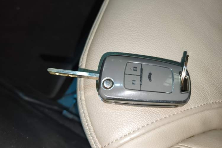 Used Buick GT 2018 15T Dual-Clutch Elite Model China V Standard Vehicle Key