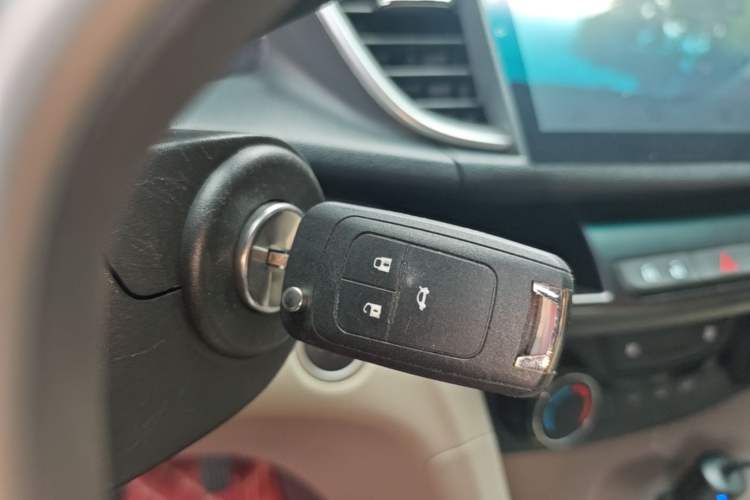 Used Buick GT 2018 15T Manual Elite Version China V Standard Vehicle Key