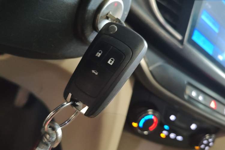 Used Buick GT 2018 15T Dual-Clutch Elite Model China V Standard Vehicle Key