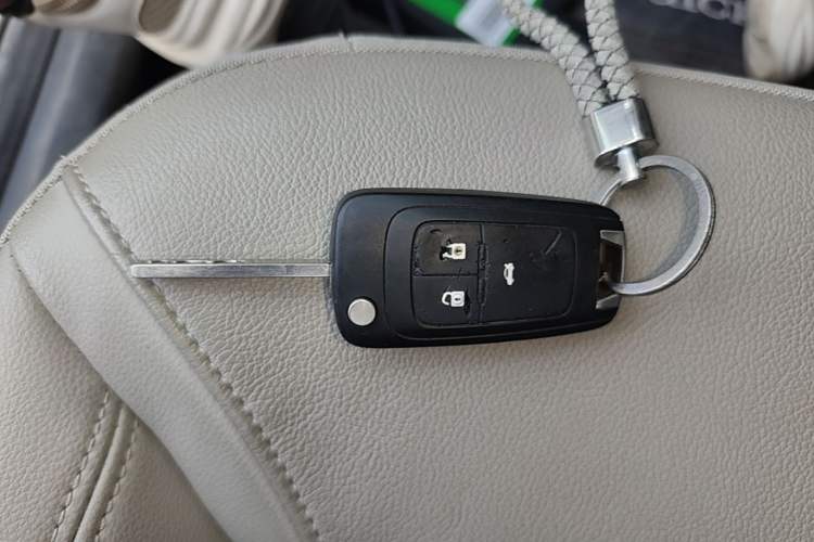 Used Buick GT 2018 15T Manual Elite Version China V Standard Vehicle Key