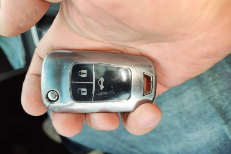 Used Buick GT 2018 18T Automatic Elite Model Vehicle Key