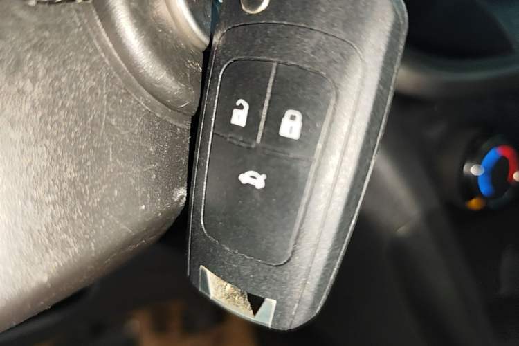 Used Buick GT 2018 18T Automatic Elite Model Vehicle Key