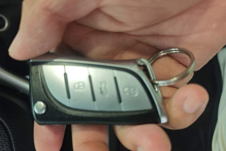 Used Buick GT 2018 18T Automatic Elite Model Vehicle Key